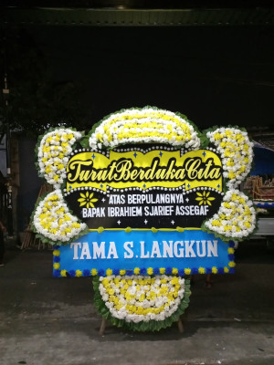 Papan Bunga Duka di Pegunungan Arfak